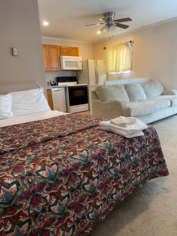 Barberry Court Motel &Cabins Lake George Habitación foto