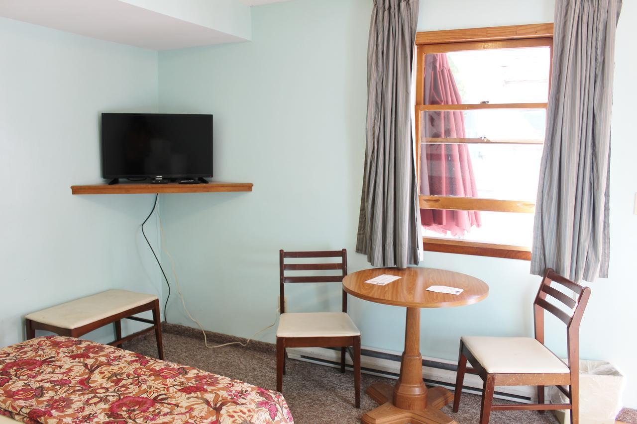 Barberry Court Motel &Cabins Lake George Exterior foto
