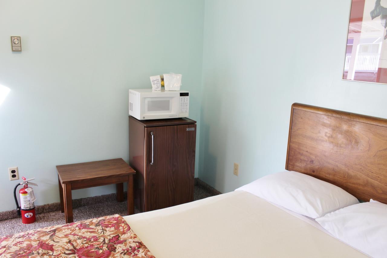 Barberry Court Motel &Cabins Lake George Exterior foto